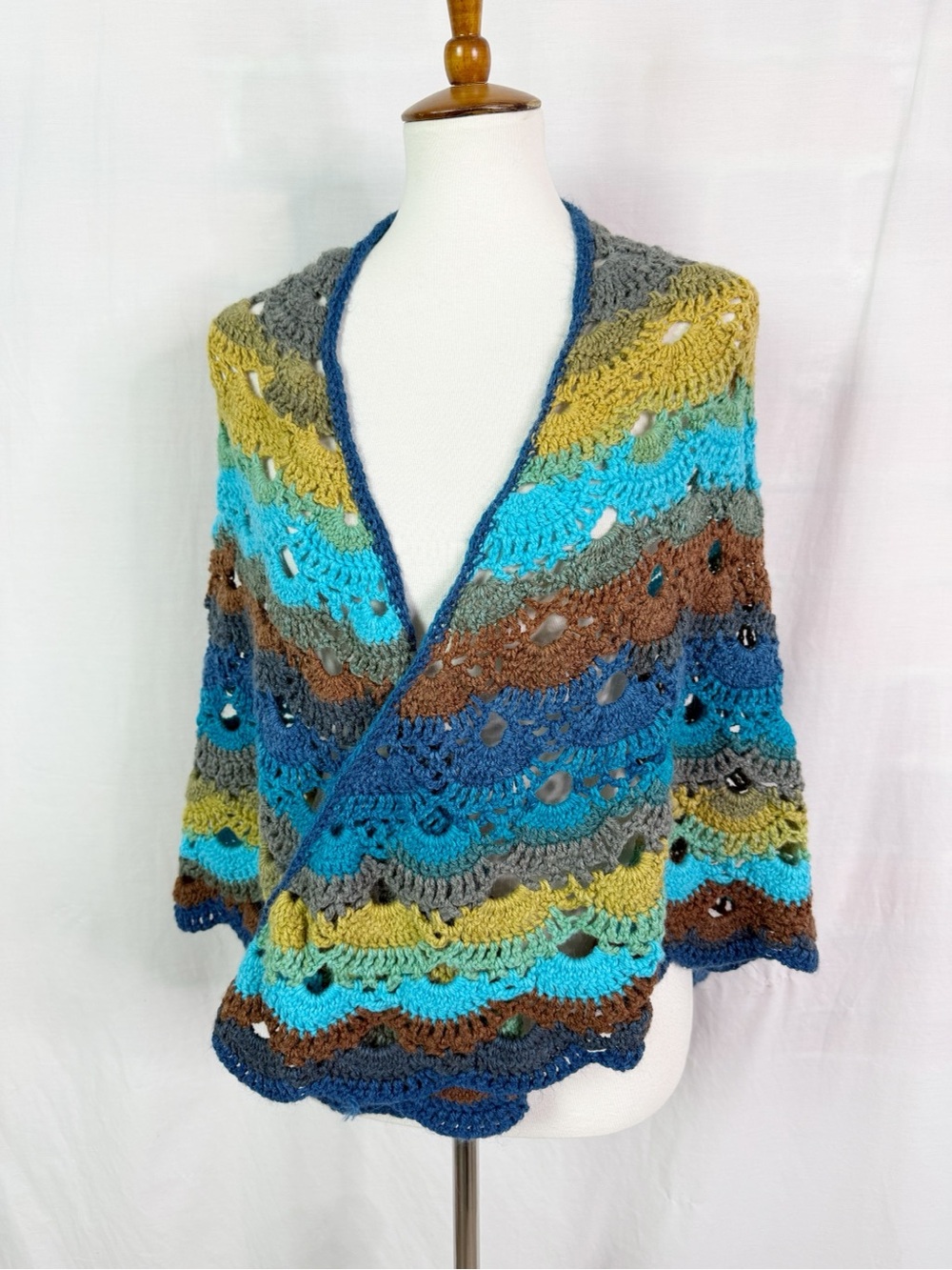 Vintage Handmade Earthy Blue Brown Crochet Scarf Scallop Shell Design